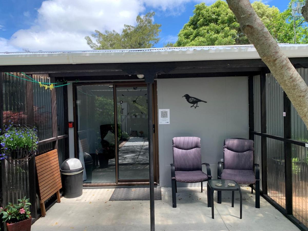 Twin Oaks Quiet Cottage Paraparaumu Extérieur photo